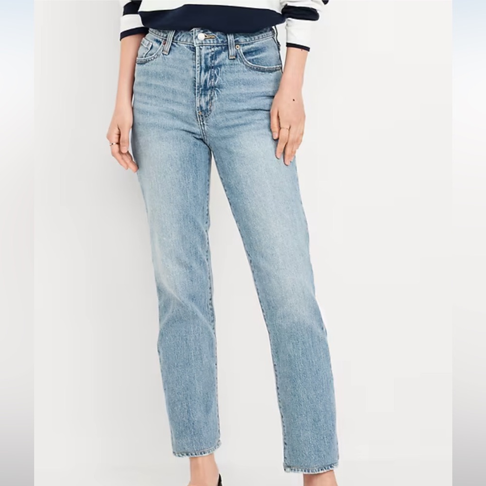 Dark Wash Old Navy OG Straight Women’s Jeans